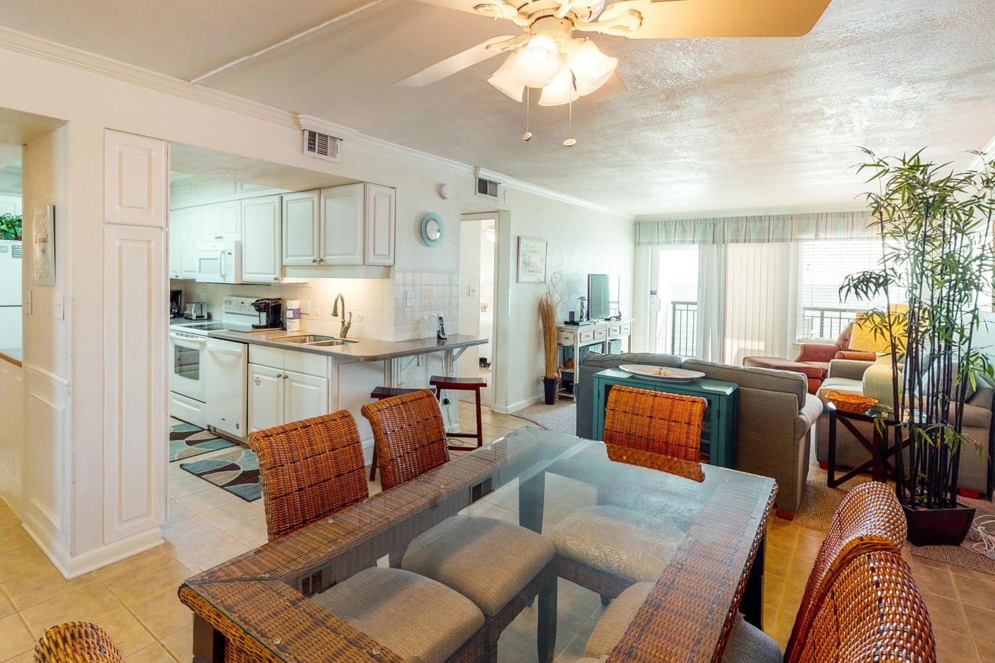 Island Echos 7Th Floor Condos شاطئ فورت والتون الغرفة الصورة