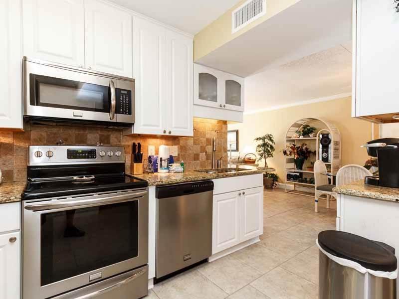 Island Echos 7Th Floor Condos شاطئ فورت والتون الغرفة الصورة